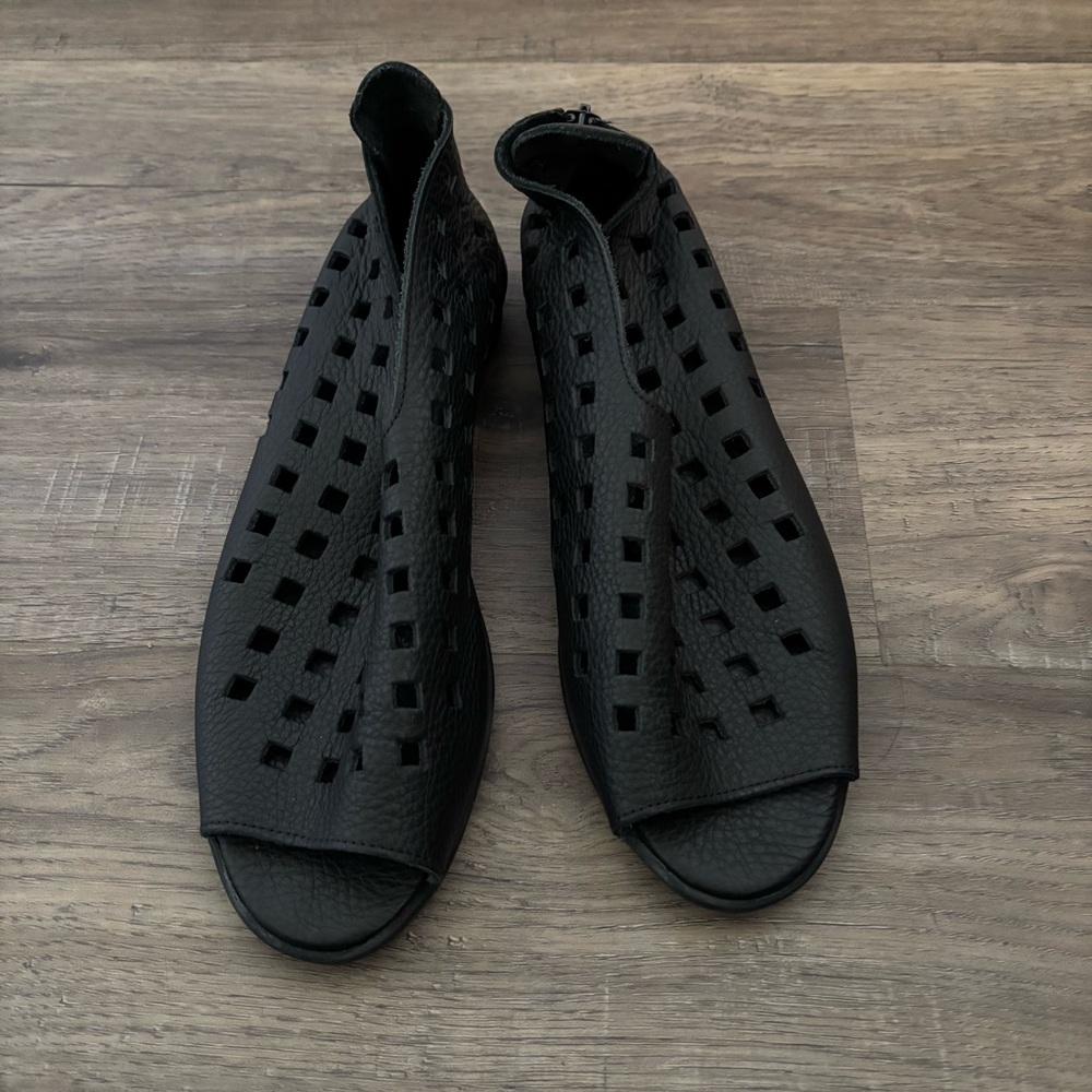 Arche Size 40 US 9 Drick Slip On Sandal Flat Black Leather, Price Drop! - Picture 2 of 9